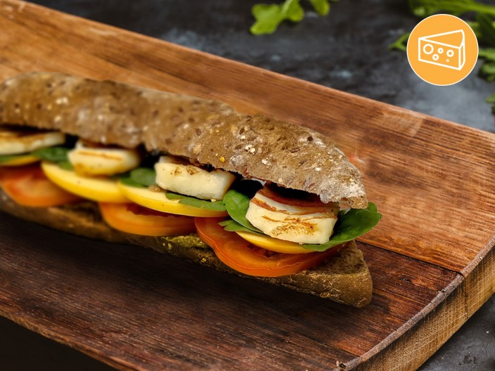 Grillsajtos szendvics